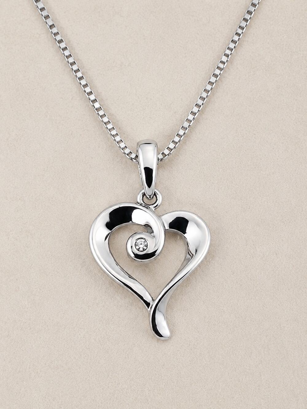 Ostbye Diva Diamonds Sterling Silver .01 CT Heart Pendant Necklace 18 Inch